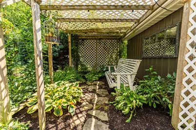 347 Bahlor St SW, Sugarcreek, OH 44681 - Photo 41