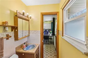 4908 Encino Dr, Akron, OH 44319 - Photo 21