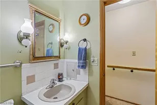 4908 Encino Dr, Akron, OH 44319 - Photo 27