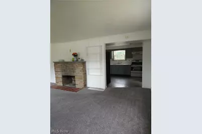 4660 Darrow Road, Stow, OH 44224 - Photo 5