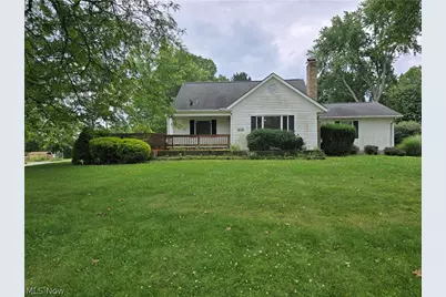 1472 Northeast Avenue, Tallmadge, OH 44278 - Photo 1
