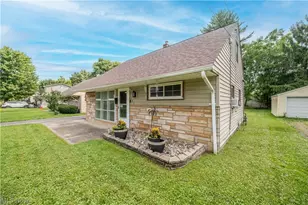 185 N Main St, Austintown, OH 44515 - Photo 3