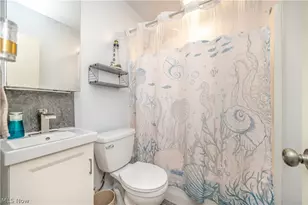 185 N Main St, Austintown, OH 44515 - Photo 23