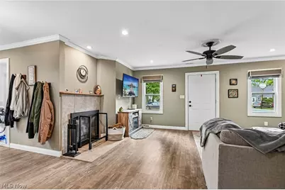 37531 Willow Drive, Eastlake, OH 44095 - Photo 5