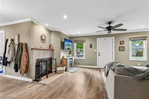 37531 Willow Dr, Eastlake, OH 44095 - Photo 5