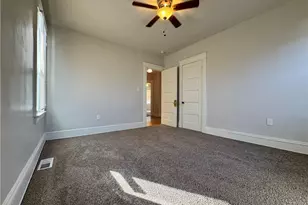 1481 E 106th St, Loveland, OH 44106 - Photo 15