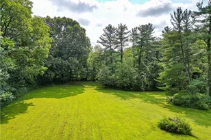 11005 Crawford Ln, New Concord, OH 43762 - Photo 5