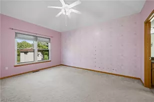 558 Mountain Lion Dr, LaGrange, OH 44050 - Photo 15