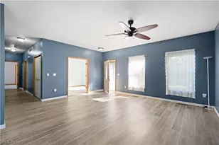 558 Mountain Lion Dr, LaGrange, OH 44050 - Photo 3