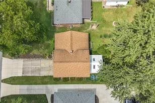 3273 Englewood Dr, Stow, OH 44224 - Photo 5