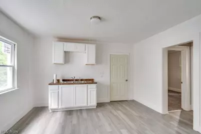11701 Gay Avenue, Loveland, OH 44105 - Photo 7