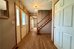 6385 Harbor Dr NW, Canton, OH 44718 - Photo 5