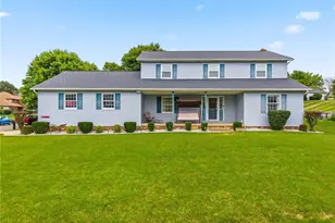 6385 Harbor Dr NW, Canton, OH 44718 - Photo 1
