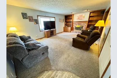 6385 Harbor Drive NW, Canton, OH 44718 - Photo 9
