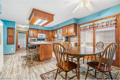 6385 Harbor Drive NW, Canton, OH 44718 - Photo 11