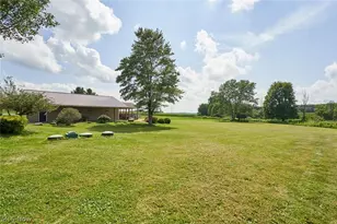 3039 New Milford Rd, Atwater, OH 44201 - Photo 13