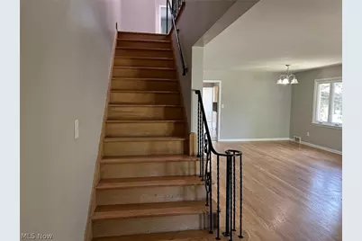 17914 Chagrin Boulevard, Huber Heights, OH 44122 - Photo 11