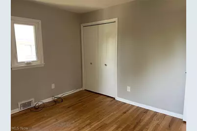 17914 Chagrin Boulevard, Huber Heights, OH 44122 - Photo 23