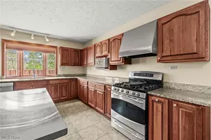 832 S Main St, North Canton, OH 44720 - Photo 31