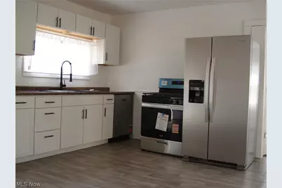 852 S Broadway, Geneva, OH 44041 - Photo 5