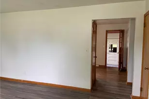 917 Kaderly St NW, New Philadelphia, OH 44663 - Photo 5