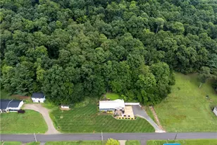 724 Nashville Rd, Glenmont, OH 44628 - Photo 5