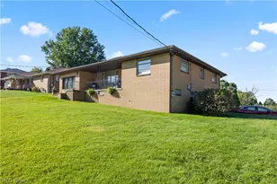 163 N 15th St, Weirton, WV 26062 - Photo 3