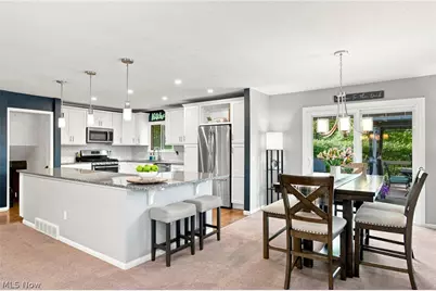 18082 Kenston Lake Drive, Chagrin Falls, OH 44023 - Photo 5