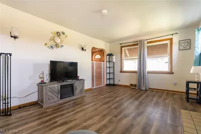267 26th Street NW, Barberton, OH 44203 - Photo 13