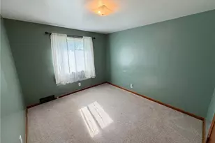 4284 Swallen Ave, Louisville, OH 44641 - Photo 15