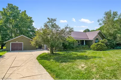 6031 Woodcrest Avenue NE, Canton, OH 44721 - Photo 33