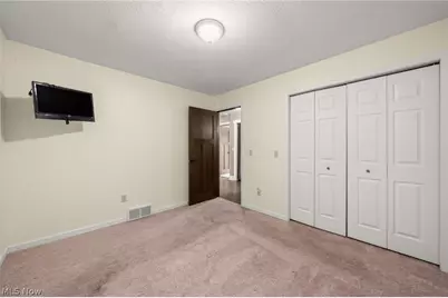 6031 Woodcrest Avenue NE, Canton, OH 44721 - Photo 17