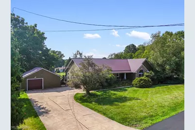 6031 Woodcrest Avenue NE, Canton, OH 44721 - Photo 1