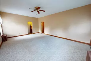 320 Ontario St, Akron, OH 44310 - Photo 9