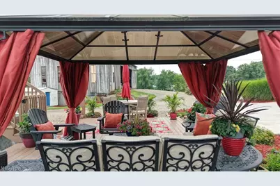 1031 Stonecreek Road SW, New Philadelphia, OH 44663 - Photo 7