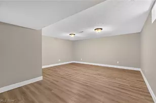 267 Oakview Cir, Tallmadge, OH 44278 - Photo 21