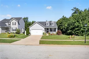 267 Oakview Cir, Tallmadge, OH 44278 - Photo 3