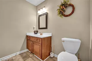309 Lakebreeze Cove, Eastlake, OH 44095 - Photo 41