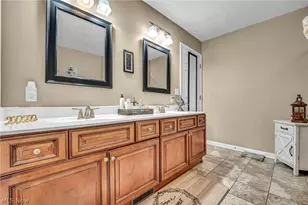 309 Lakebreeze Cove, Eastlake, OH 44095 - Photo 37