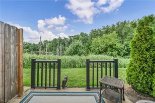309 Lakebreeze Cove, Eastlake, OH 44095 - Photo 45