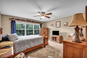 309 Lakebreeze Cove, Eastlake, OH 44095 - Photo 29