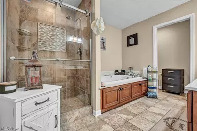 309 Lake Breeze Cove, Eastlake, OH 44095 - Photo 35