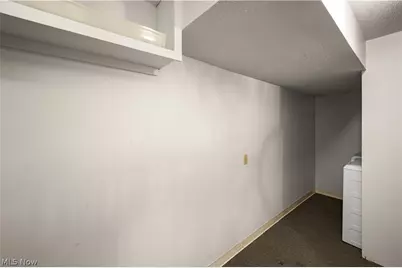 609 Thomas Street, Belpre, OH 45714 - Photo 29