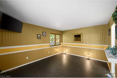 609 Thomas Street, Belpre, OH 45714 - Photo 15