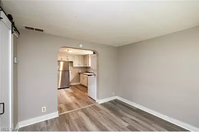 796 Lindsay Avenue, Akron, OH 44306 - Photo 5