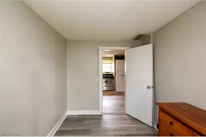 796 Lindsay Avenue, Akron, OH 44306 - Photo 15