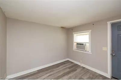 796 Lindsay Avenue, Akron, OH 44306 - Photo 3