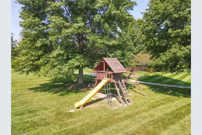 8572 Lake in The Woods Trail, Chagrin Falls, OH 44023 - Photo 49