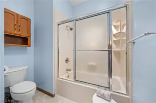 8572 Lake in the Woods Trail, Chagrin Falls, OH 44023 - Photo 29