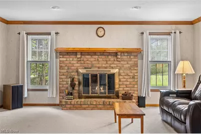 8572 Lake in The Woods Trail, Chagrin Falls, OH 44023 - Photo 15